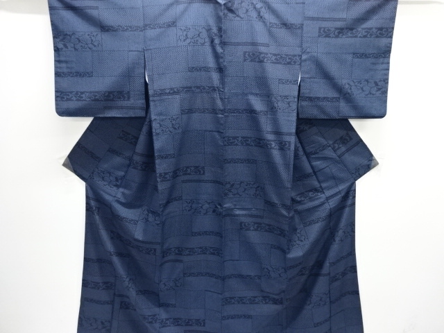 変わり横段に更紗模様織り出し手織り紬着物